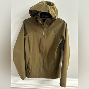 Lululemon Rain Rival jacket